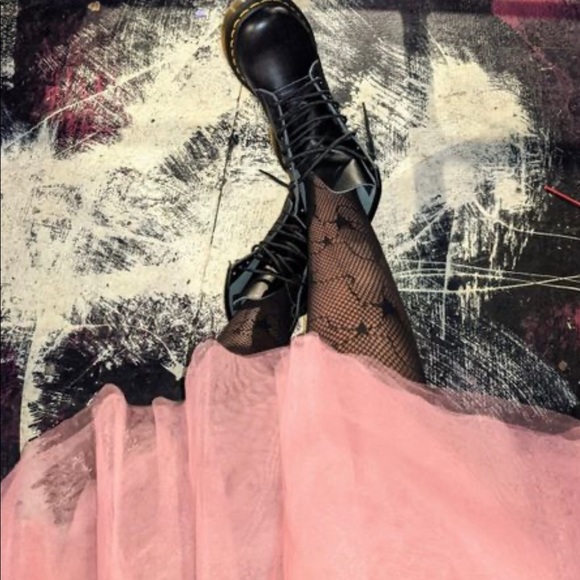 New! Dr Marten 1460 Black Leather Combat Boot - Picture 3 of 12